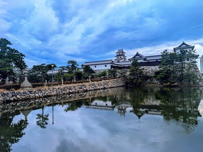 お堀と天守