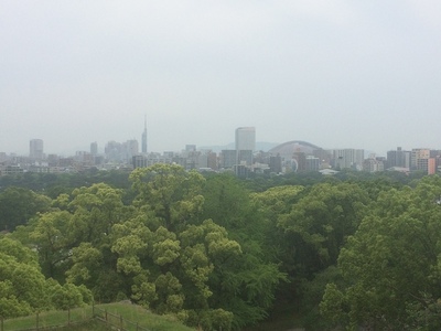 天守跡からの福岡タワー、ヤフオクドーム
