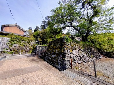 春日門跡