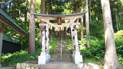 岩室神社入口の鳥居