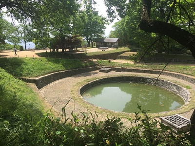二の丸下の日の池