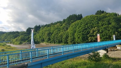 登城口への橋