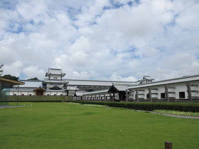 橋爪門続櫓と五十間長屋と菱櫓