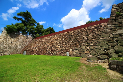 岡山城 中の段石垣