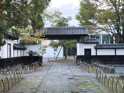 飯田市美術博物館（二の丸跡）