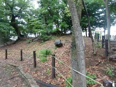 猪名野神社（岸の砦）の土塁