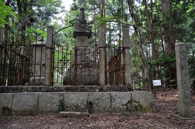 中川瀬兵衛の墓