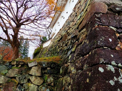 石垣と白壁