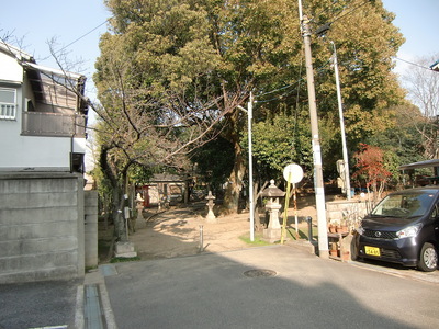 出城跡の厳島神社入口