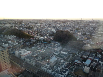 横浜プリンスホテルから見た篠原城
