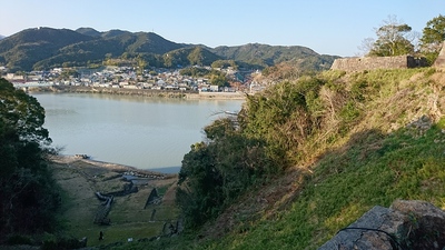 城址からの熊野川