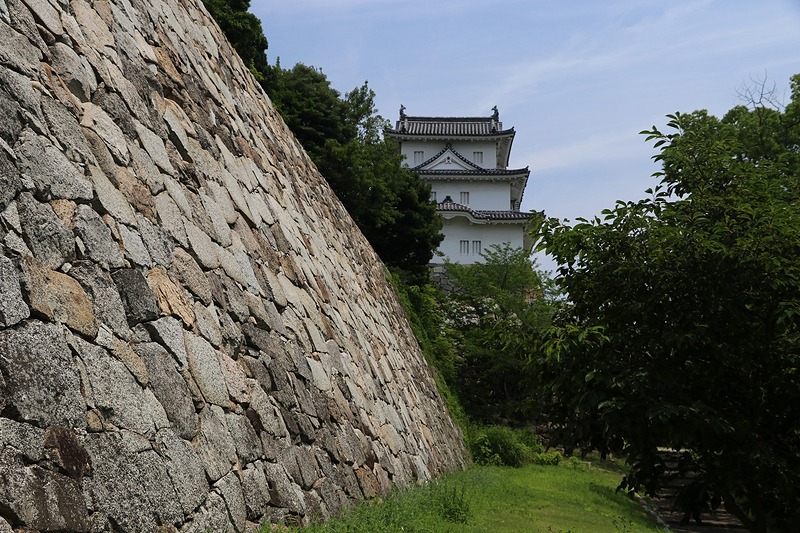 石垣と巽櫓