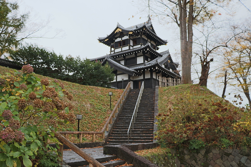 三重櫓への階段