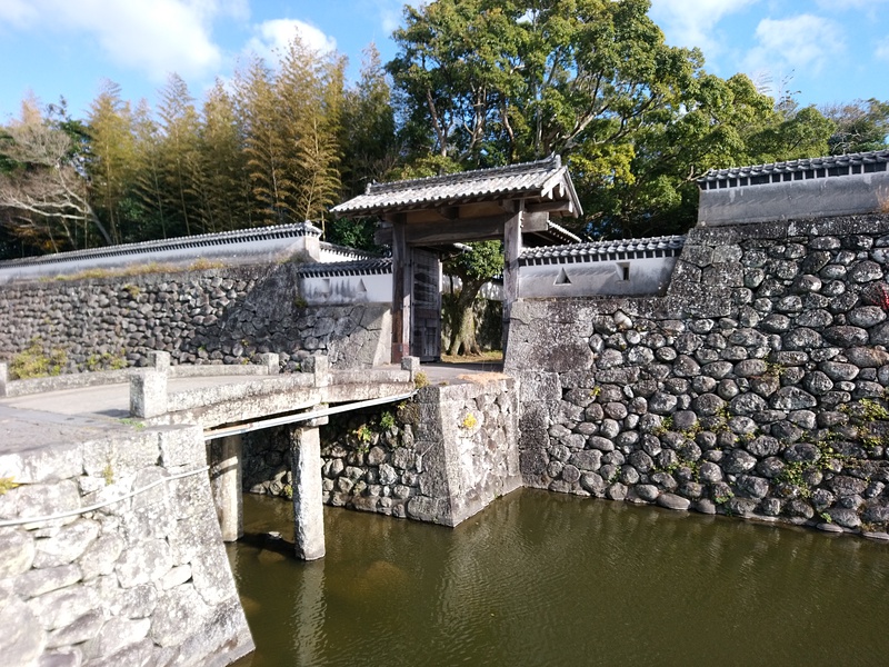 石田城の大手門