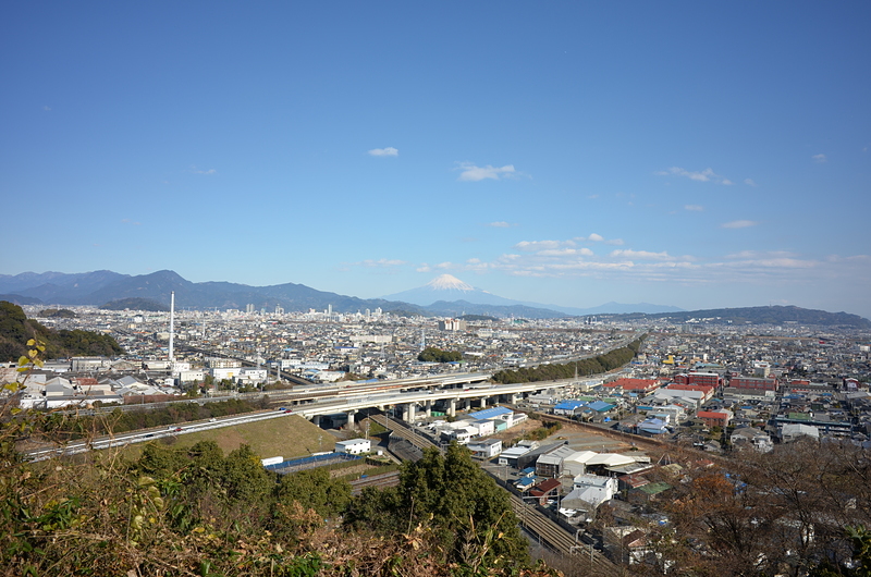 本丸跡より富士山を望む
