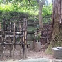 傑山寺（37.995262,140.614893）にある片倉小十郎景綱のお墓と墓標の一本杉