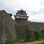 二の丸長崎櫓跡方面から眺める天守