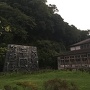 日本一の大瓦モニュメント、佐敷城代縁者墓石、町立武道館「武徳殿」