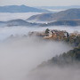 雲海の中の備中松山城