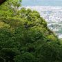 本丸から小田原城を見下ろす