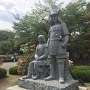 真田信之と小松姫石像