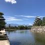 松本城と日本アルプス
