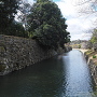 姫路城　堀と石垣