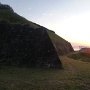 本丸北東隅石垣下から見る野坂の浦に沈む夕日