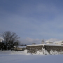 雪の石垣と模擬天守