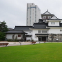 本丸芝生広場と富山郷土博物館