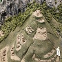 平沢登山口観光案内所にある復元模型