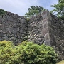 本丸敵見櫓跡下の石垣