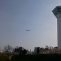 五稜郭タワーと飛行機