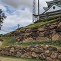 小牧山歴史館と主郭の石垣