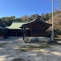 護国神社と御本丸道