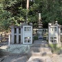 杉本城　源頼朝の墓