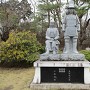小松姫像と真田信之像
