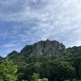 密岩神社側より