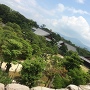 天守閣跡から本丸庭園、比叡山