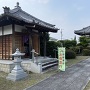 本堂と地蔵堂