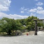 岡山神社第一鳥居と遠景