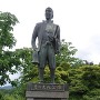 吉田大八銅像