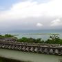 城から見る富岡湾の海