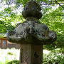 尼子神社の石灯籠