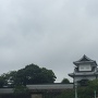 雨の金沢城